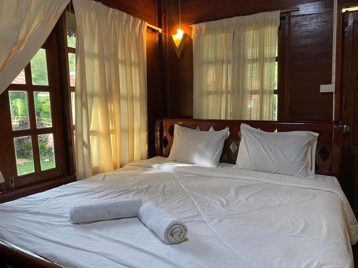 Suan Duangmni Resort Ban Tha Thong Mon Ngoại thất bức ảnh